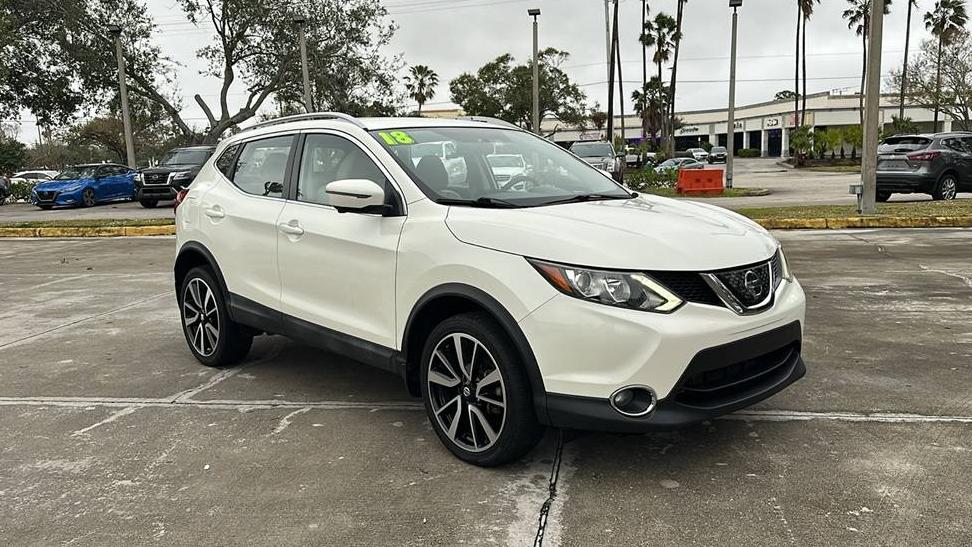 NISSAN ROGUE SPORT 2018 JN1BJ1CP9JW186031 image